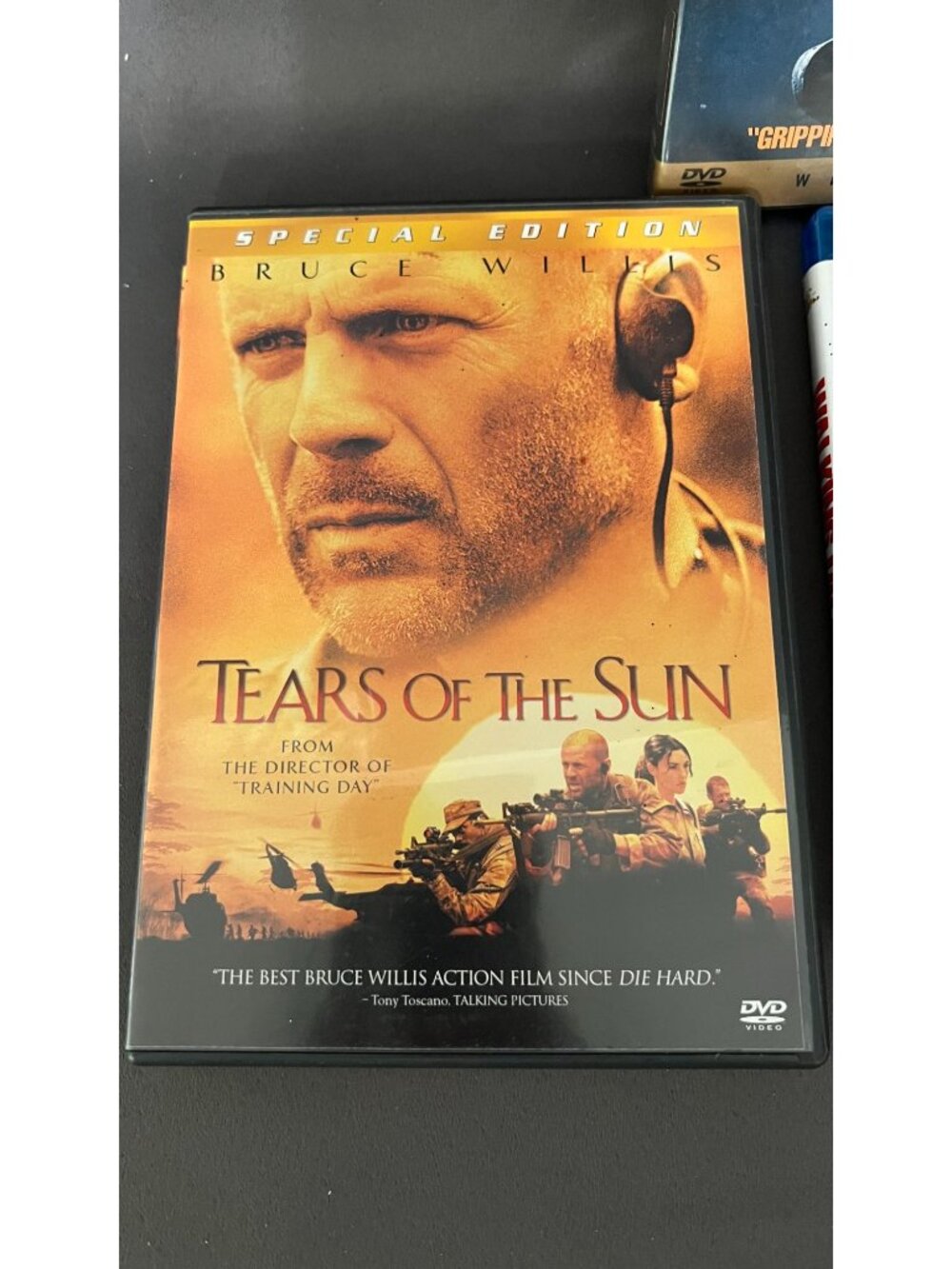 U-571 The Blind Side Walking Tall Tears Of The Sun Movie Bundle - DVD & Blu-ray - Picture 5 of 5